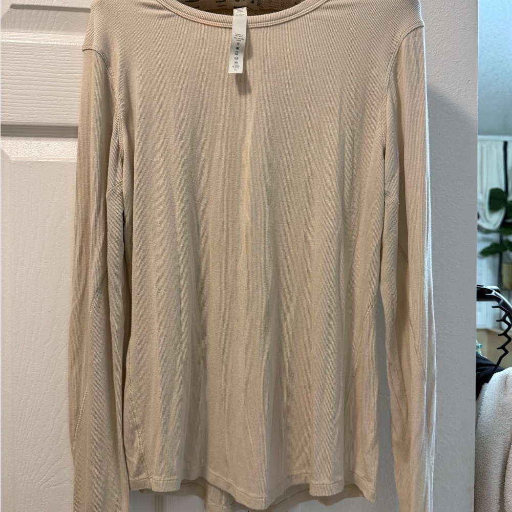 lululemon athletica Cream Long Sleeve Top